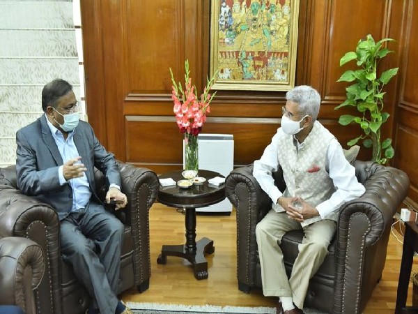 EAM S Jaishankar with Bangladesh Information and Broadcasting Minister, Dr Hasan Mahmud. (Twitter)