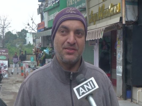 Resident of Kashmir speaking to ANI after internet services were restored in Valley on Saturday. Photo/ANI