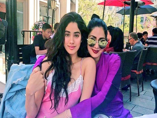 Janhvi Kapoor and Sridevi, Image courtesy: Instagram