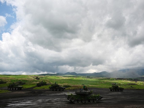 Japan's Self-Defense Forces conducts mock drill in Shizuoka Prefecture (Photo Credit - Reuters)