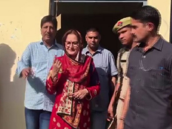 BJP leader Jaya Prada at a polling booth in Rampur on Monday. Photo/ANI
