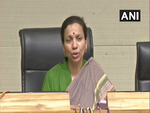 Gujarat Principal Secretary (Health) Jayanti Ravi addressing a press conference on Wednesday. Photo/ANI