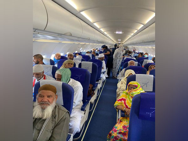 Special Indigo flight carrying 185 Indian pilgrims will reach Mumbai on Thursday (Picture Credits: Indian Consulate General in Jeddah/Twitter)