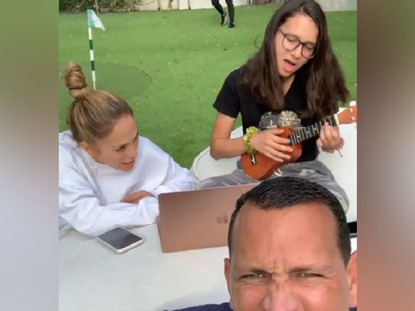 Jennifor Lopez with Alex Rodriguez and Natasha