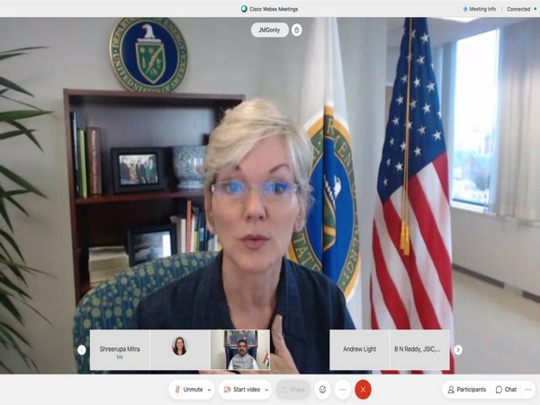 India, US agree to revamp Strategic Energy Cooperation (Photo Credit: Twitter/ Dharmendra Pradhan)