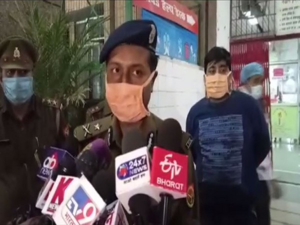 Joint Commissioner of Police of Lucknow Nilabja Choudhary briefing the media. 