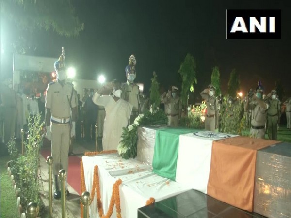 Jharkhand Governor Draupadi Murmu paid tribute to CRPF) jawan Kuldeep Oraon, who lost his life in an encounter with terrorists in Malbagh of Srinagar. (Photo/ANI)