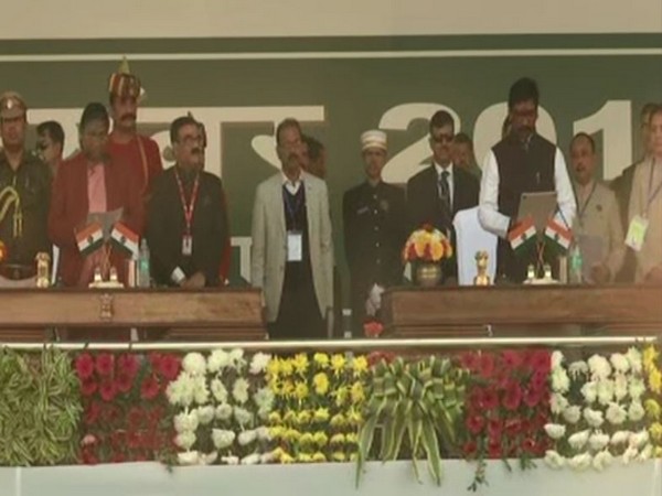 Hemant Soren on Sunday took oath as 11th CM of Jharkhand. Photo/ANI
