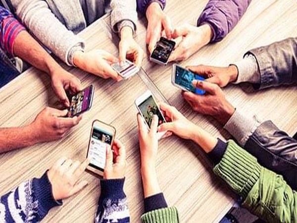 Jio is gearing up for entry into 5G mobile telephony services in future