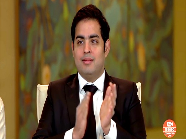 Akash M Ambani, Chairman, Reliance Jio Infocomm.