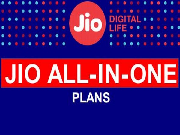 Jio has 35 crore customers and leads in the average 4G download speed chart