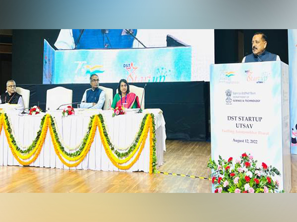 Union Minister of State (Independent Charge) Science & Technology Jitendra Singh addresses 'DST StartUp Utsav'.