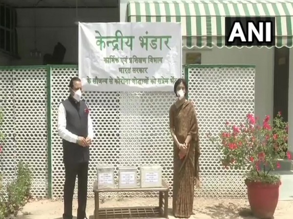 Union Minister Jitendra Singh with the distribution boxes in Kendriya Bhandar. Photo/ANI