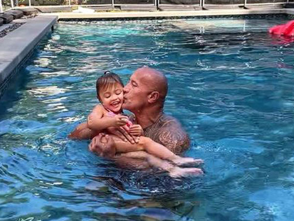 Dwayne Johnson with daughter (Image Courtesy:Instagram)