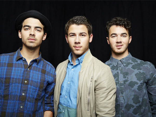 Jonas Brothers (L-R: Joe, Nick and Kevin Jonas)
