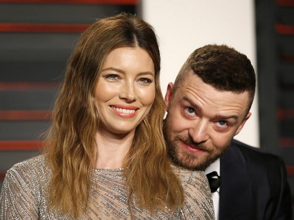 Justin Timberlake and Jessica Biel at the Vanity Fair Oscar Party