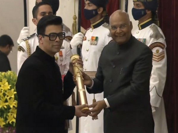 Karan Johar being conferred the Padma Shri Award by President Ram Nath Kovind