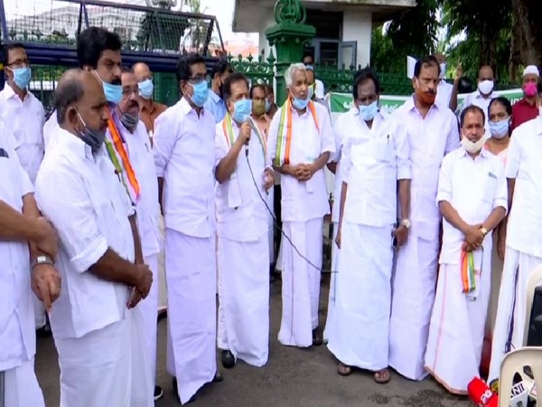 UDF stages protest over Kerala Government's decision to charge NRIs for institutional quarantine. (Photo/ANI)