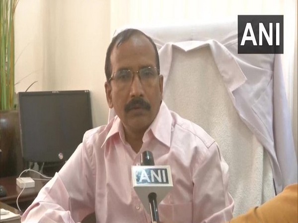    Dr Ramalingappa Antartani of Karnataka Institute of Medical Sciences (KIMS) talking to ANI.