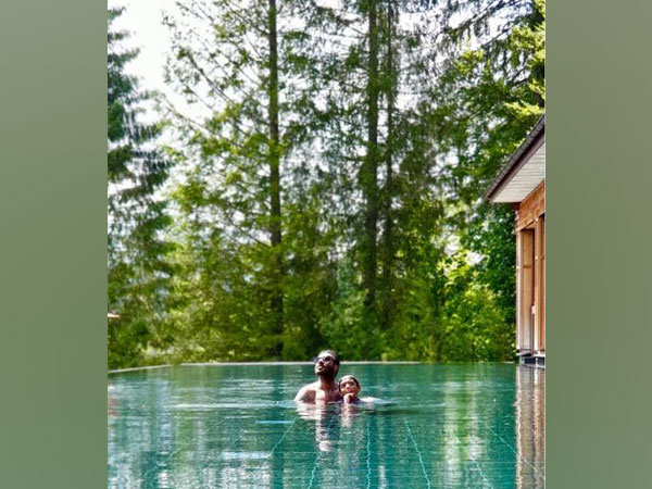 Ajay Devgn and his son Yug (Image courtesy: Instagram)