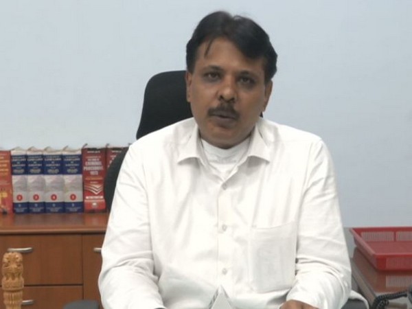 Kalaburagi Deputy Commissioner Sharath B speaking to media on Wednesday. Photo/ANI