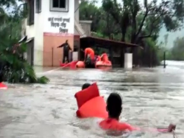 NDRF team rescues seven family members from Kamshet area in Pune on Sunday. Photo/ANI
