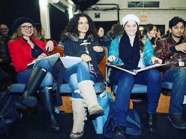 Actor Kangana Ranaut with other filmmaking students (Image Source: Instagram)