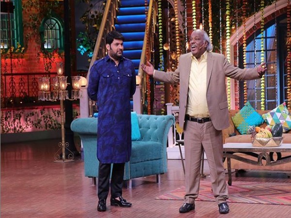 Comedian Kapil Sharma along with late actor Rahat Indori (Image source: Instagram) 