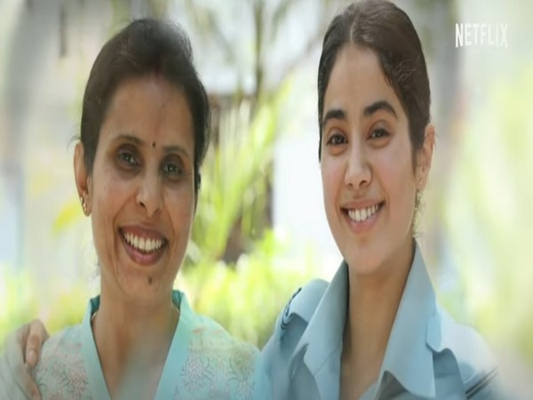 Still from the teaser introducing Netflix's 'Gunjan Saxena: The Kargil Girl' featuring Janhvi Kapoor and Gunjan Saxena (Image source: YouTube)