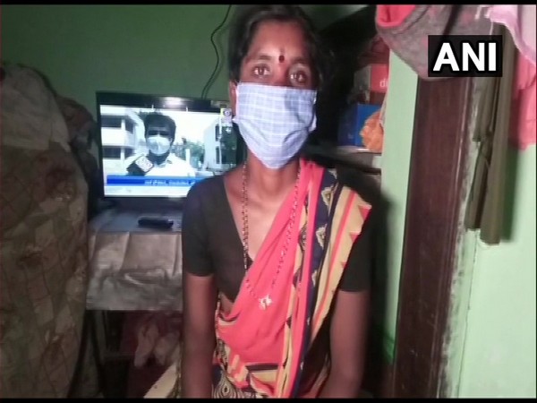 Kasturi, who sold her 'mangalsutra' to buy TV set for her children in Gadag, Karnataka. (Photo/ANI)