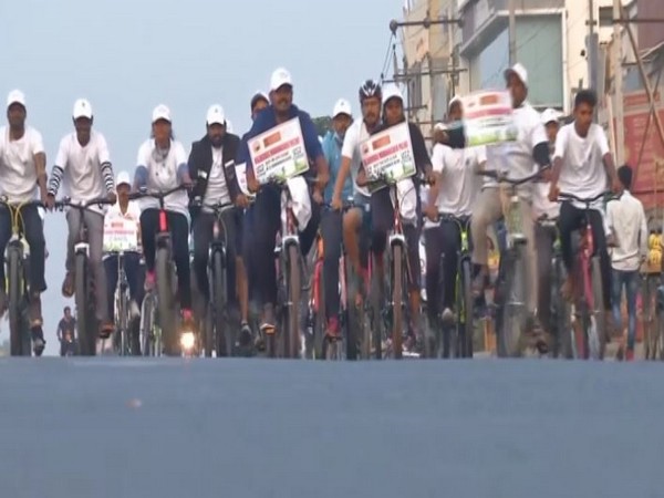 The cyclothon is organised every year by the IOC in Kalaburagi to promote 'clean and green energy'. Photo/ANI