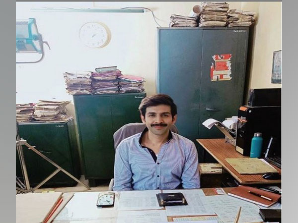 Kartik Aaryan as Chintu Tyagi from 'Pati Patni Aur Woh' (Image courtesy: Instagram)