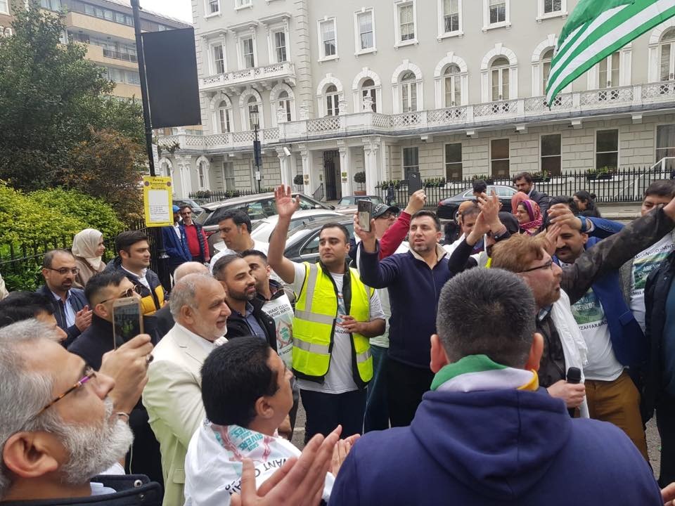 Kashmiris in London demand Pakistan to stop exploiting water resources in PoK
