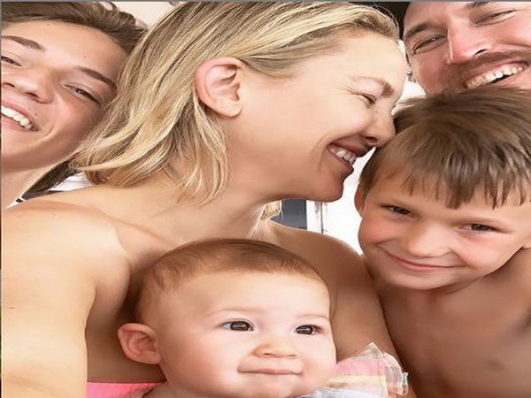 Kate Hudson along with her family (Image courtesy: Instagram)