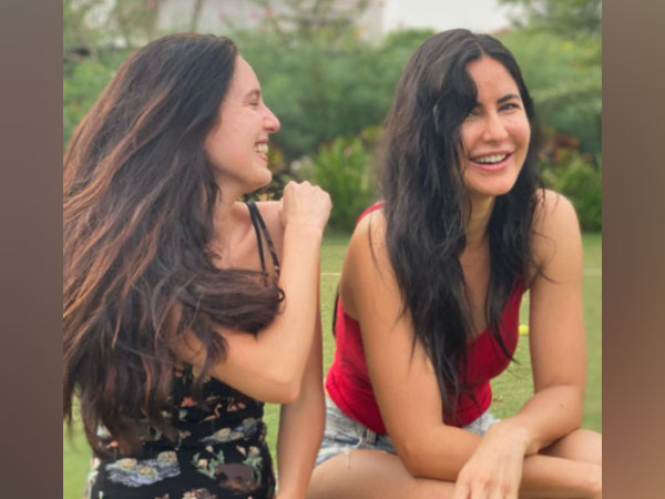 Actor Katrina Kaif with sister Isabelle Kaif (Image Source: Instagram)