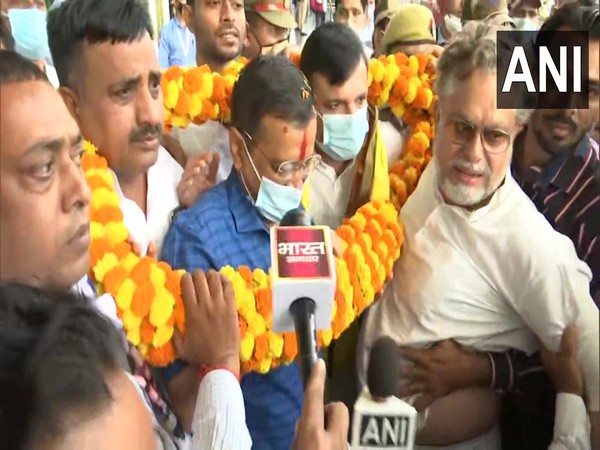 Delhi Chief Minister Arvind Kejriwal at Lucknow Airport on Monday. (Photo/ ANI)