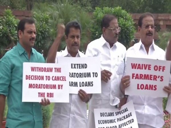 Congress MPs from Kerala holding protest outside Parliament House on Tuesday (Photo/ANI)