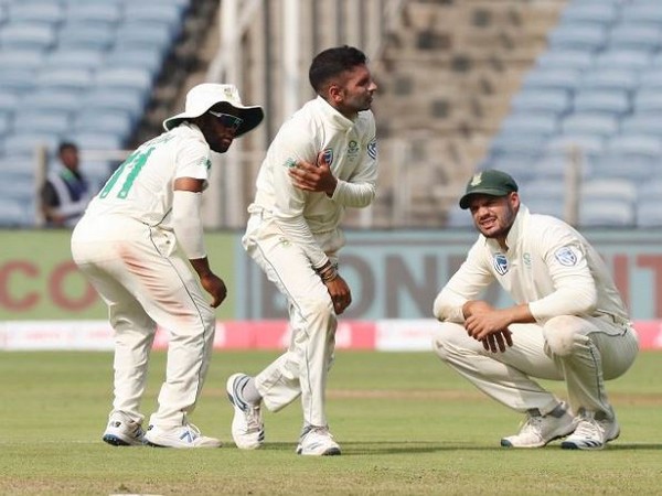 South Africa's Keshav Maharaj (centre) (Photo/ Cricket South Africa Twitter) 