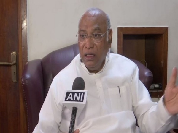 Senior Congress leader Mallikarjun Kharge speaking to reporters on Saturday. Photo/ANI 