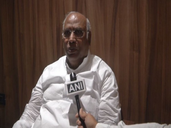 Senior Congress leader Mallikarjun Kharge speaking to ANI on Friday. Photo/ANI