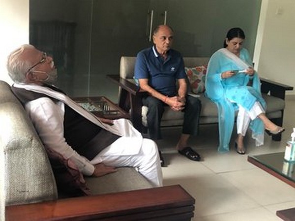 Haryana CM ML Khattar with KK Singh and other family members of late Sushant Singh Rajput on Saturday. Photo/ANI