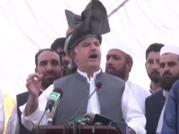 Khyber Pakhtunkhwa Chief Minister Mahmood Khan (File photo)