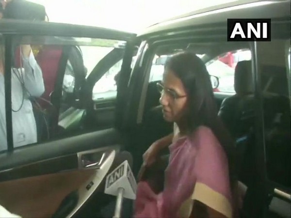 Former ICICI Bank CEO and MD Chanda Kochhar arrives at ED office in New Delhi on Monday.