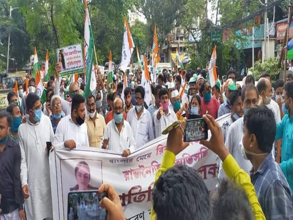 West Bengal Congress take out rally in support of Rhea Chakraborty in Kolkata on Saturday. Photo/Congress/Twitter