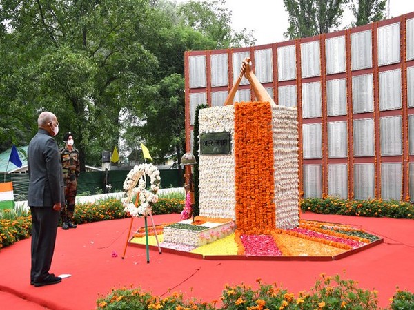 President Ram Nath Kovind on Monday paid tributes to soldiers who sacrificed their lives in defending the nation (Photo/Rashtrapati Bhavan)