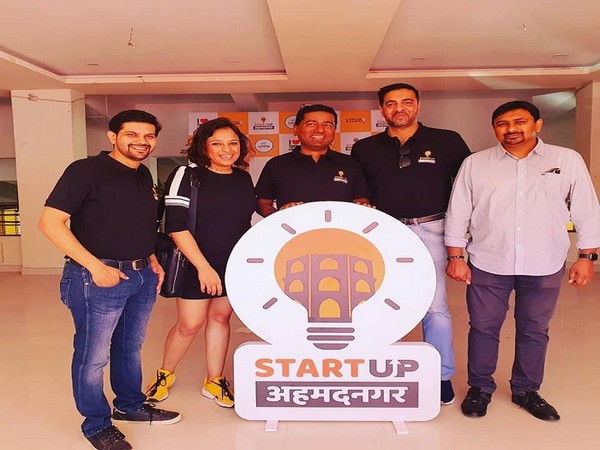 (L-R) Akshay Munot - One Voice Media, Souniya Khurana - Co-Founder & CEO - WYN Studio, Rahul Narvekar - Founder & CEO - India Network, Narendra Firodia - Angel Investor, Jital Shah - Angel Investor