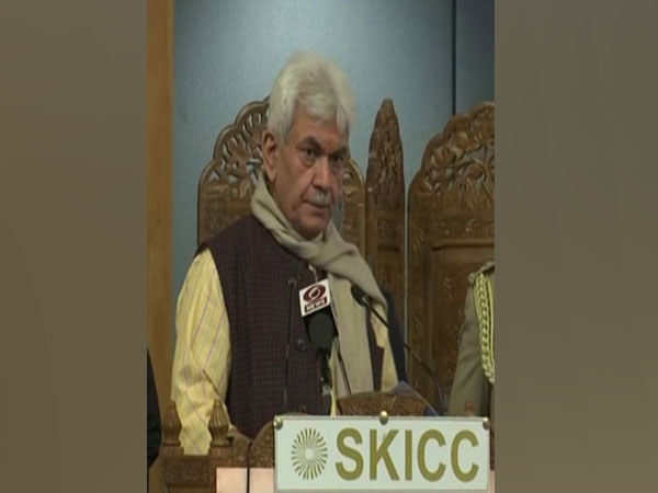 Jammu and Kashmir Lieutenant Governor Manoj Sinha addressing national symposium in Srinagar on Thursday. (Photo/ANI)