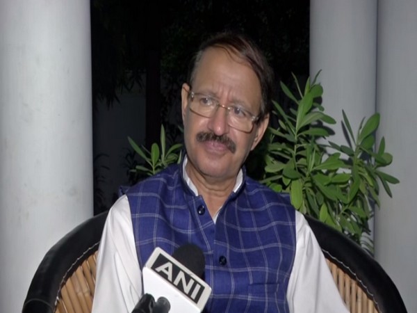 Congress leader Raashid Alvi speaking to ANI. (Photo/ANI)
