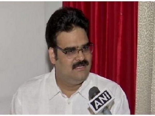 Andhra Pradesh BJP leader, Lanka Dinakar (file photo)