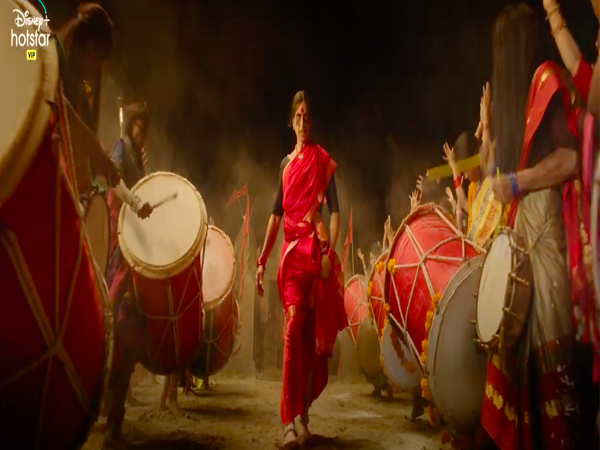 A still from 'Laxmii' (Image courtesy: YouTube)